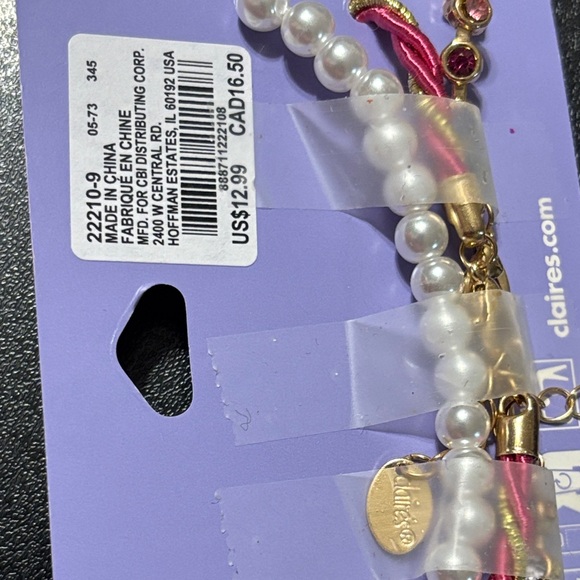 Claire's Accessories.Pearl Heart Barrettes,Peace Sign Ring, French Fry Necklace - Picture 3 of 11